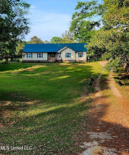 99 Burkes Cir, Forest, MS 39074