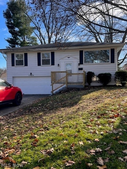 643 Matawan Dr, Campbell, OH 44405