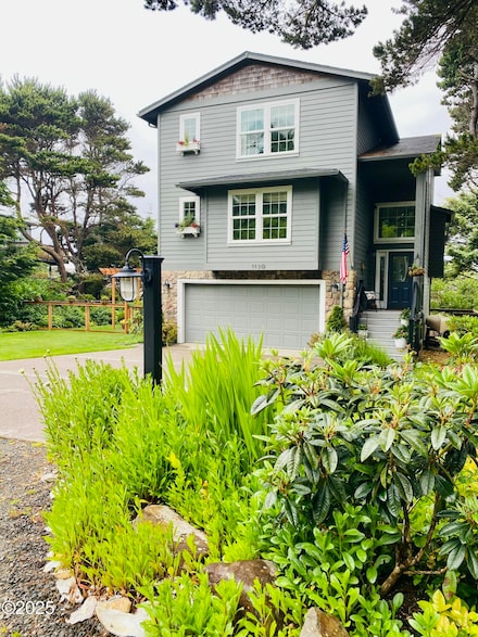 1130 SW Pine Ave, Depoe Bay, OR 97341