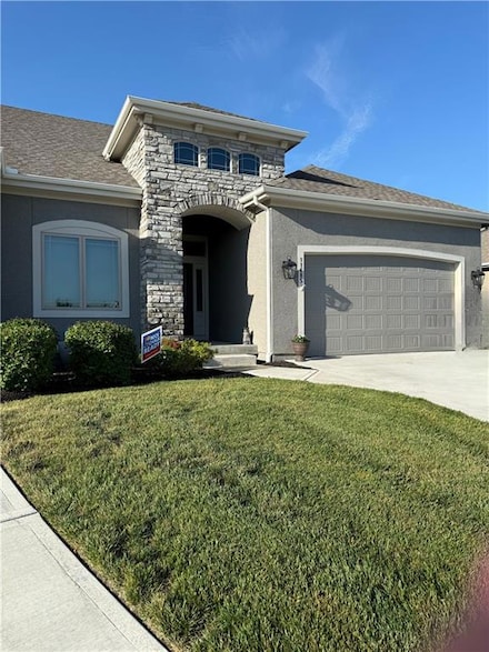 11685 S Deer Run St, Olathe, KS 66061
