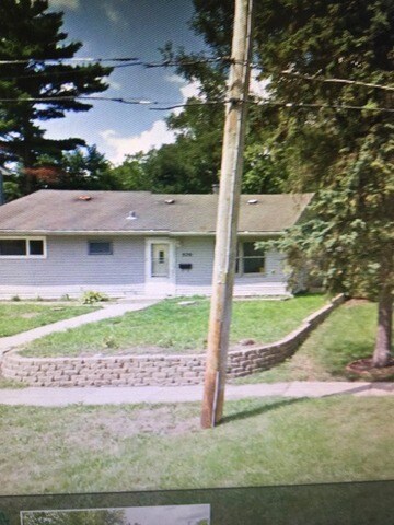 918 Cookane Ave, Elgin, IL 60120