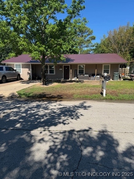 1006 Sambo Dr, Madill, OK 73446