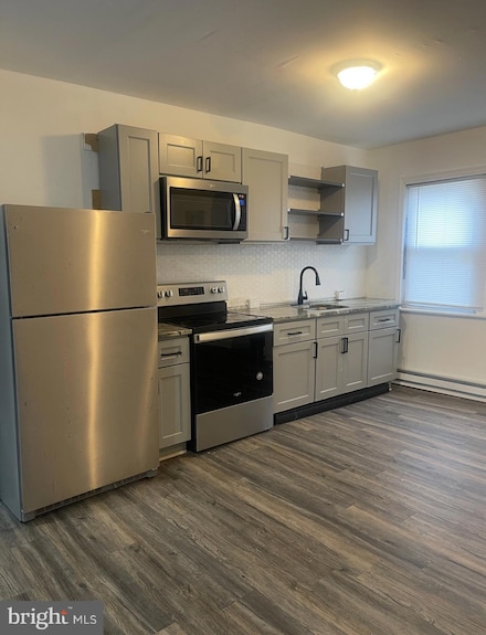 5016 N Franklin St, Philadelphia, PA 19120