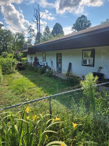 9840 U S 119, Totz, KY 40870