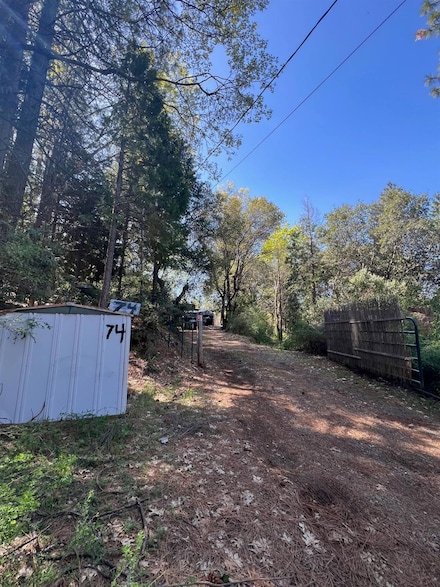 74 Bandit Ln, Oroville, CA 95966
