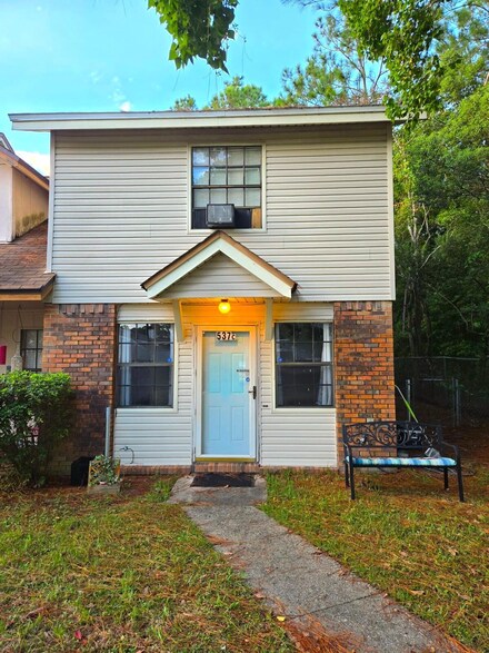 537 Schneider Dr Unit C, Fort Walton Beach, FL 32547