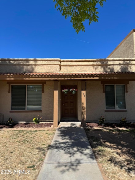 2142 E Donner Dr, Tempe, AZ 85282