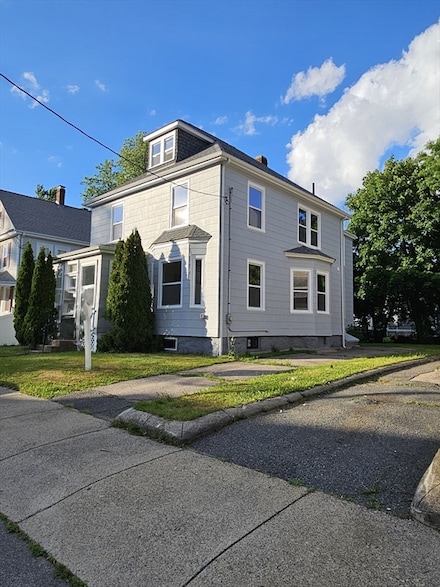 30 Massasoit St, Boston, MA 02136