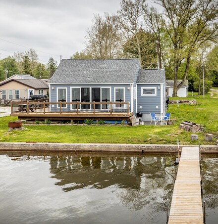 71 Ems B12 Ln, Pierceton, IN 46562