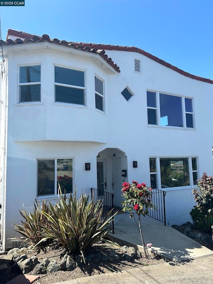 211 Second St Unit Top Floor, Rodeo, CA 94572