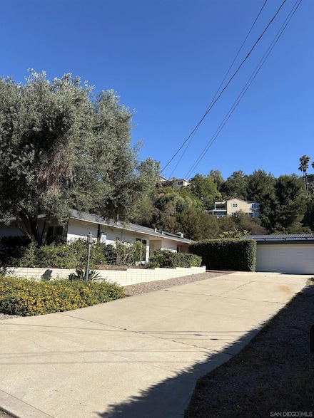 11668 Altoona Dr, El Cajon, CA 92020