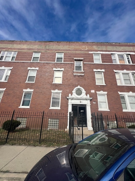 6558 S Green St Unit 3, Chicago, IL 60621