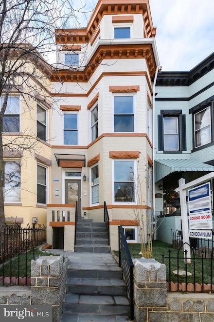 59 R St NE Unit 2, Washington, DC 20002