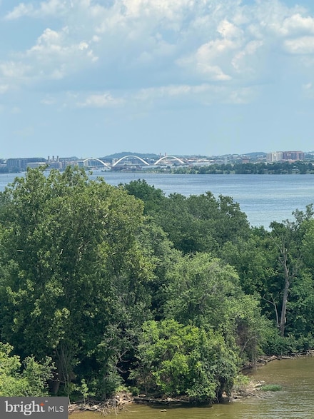 501 Slaters Ln Unit 805, Alexandria, VA 22314