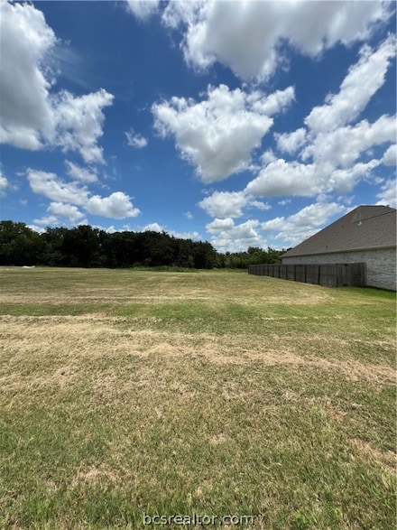 1612 Bennett St, Bryan, TX 77802