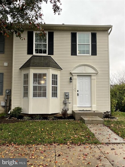 1147 Daffodil Dr, Frederick, MD 21703