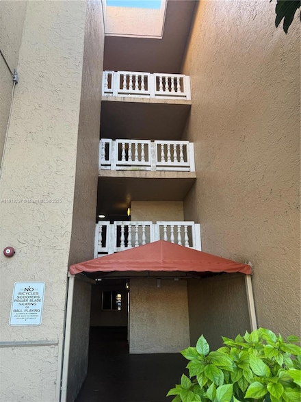 17000 NW 67th Ave Unit 232, Hialeah, FL 33015