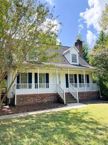 1611 Lawyers Rd W, Indian Trail, NC 28079