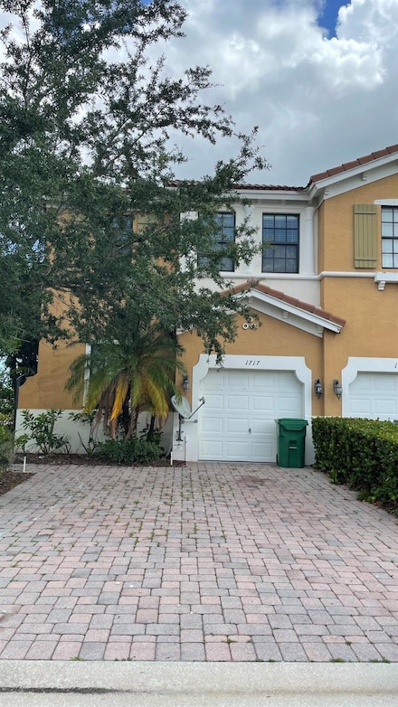 1717 SW Umbria St, Port Saint Lucie, FL 34953