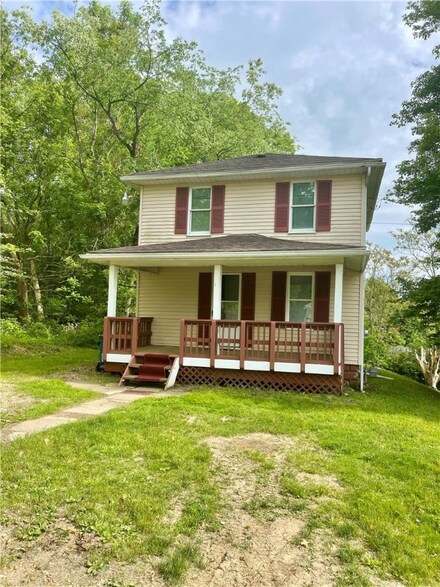 3808 Spring St, New Castle, PA 16101