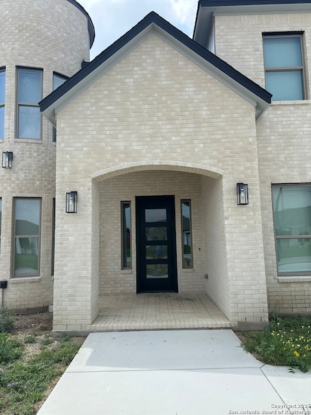 8420 Bluffside Blvd, Selma, TX 78154