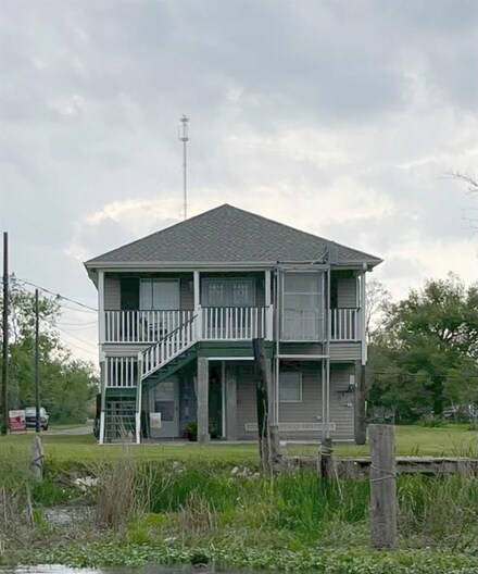 4942 Ej Ruttley St, Barataria, LA 70036