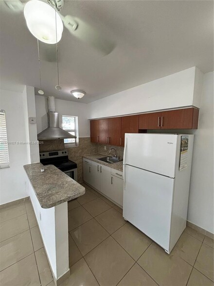 520 NW 97th St Unit 522, Miami, FL 33150