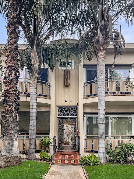 5620 Woodman Ave Unit 9, Los Angeles, CA 91401