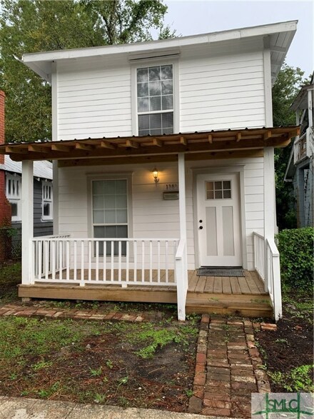 1303 E 33rd St, Savannah, GA 31404
