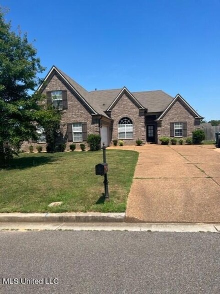2782 Guernsey Cove, Nesbit, MS 38651