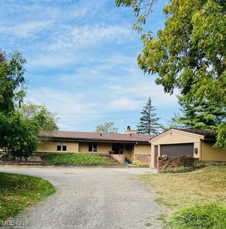 500 Aurora Hudson Rd, Aurora, OH 44202