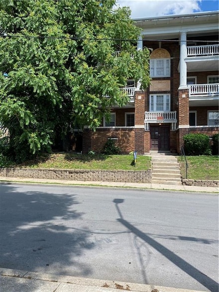 3803 Pennsylvania Ave Unit 1N, Kansas City, MO 64111