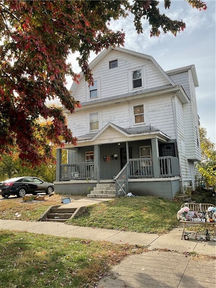 1221 N Church St, Decatur, IL 62521