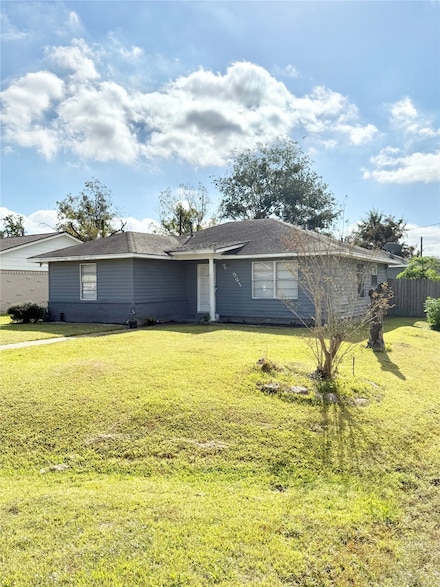 521 Cypress Ave, Crosby, TX 77532