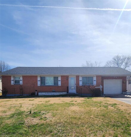 303 W Plum St, Percy, IL 62272