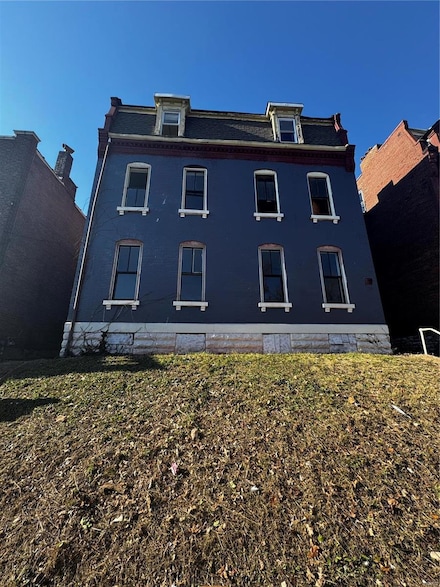 3735 Wisconsin Ave, Saint Louis, MO 63118