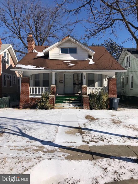 3805 40th Place, Brentwood, MD 20722
