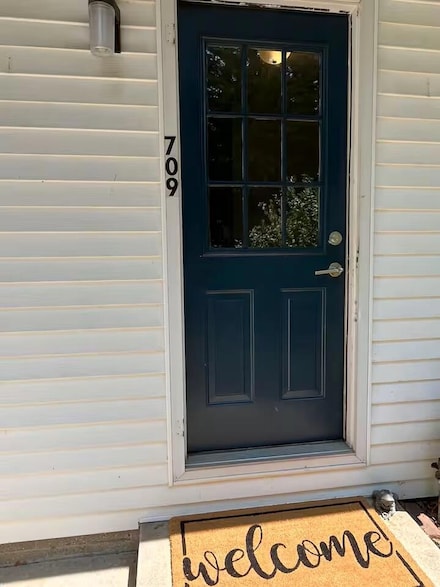 707 N Maple St, Saugatuck, MI 49453