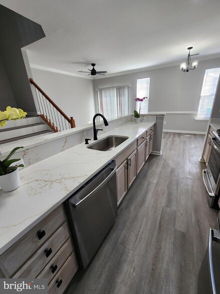 304 Meadow Dr, Easton, MD 21601