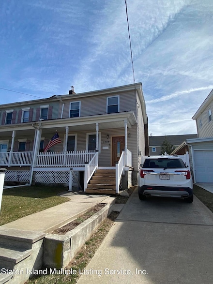 5382 Arthur Kill Rd, Staten Island, NY 10307