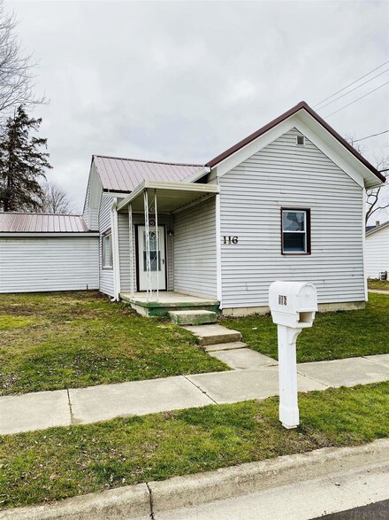 116 S Middle St, Portland, IN 47371