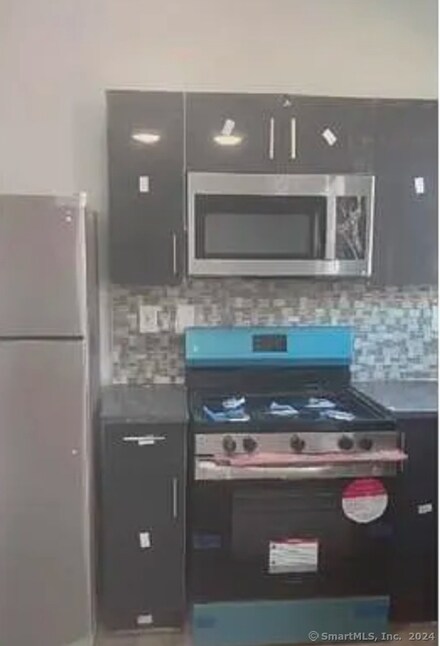 411 E Main St Unit 425 1f, Bridgeport, CT 06608