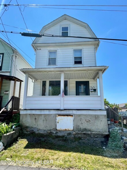 49 Wyoming St, Ashley, PA 18706