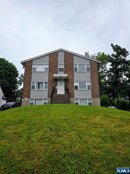 275 Grand Ave Unit 5, Leonia, NJ 07605
