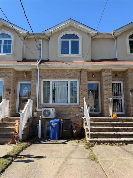 407 Riga St, Staten Island, NY 10306