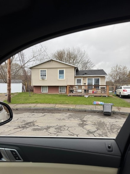 105 Parker Cir, Elmira, NY 14901