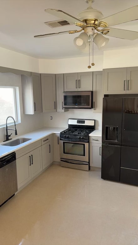 377 Timber Ridge Dr Unit Main Unit, Staten Island, NY 10306