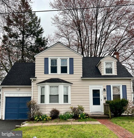 244 Belmont Ave, Croydon, PA 19021