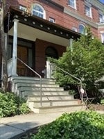 15 Colbourne Crescent Unit 2, Brookline, MA 02445