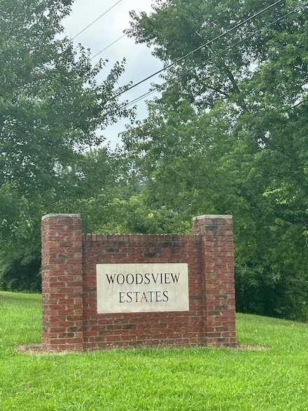 373 Forest Trail Dr, Berea, KY 40403